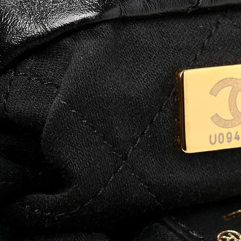 Shiny Calfskin Quilted Chanel 22 Black