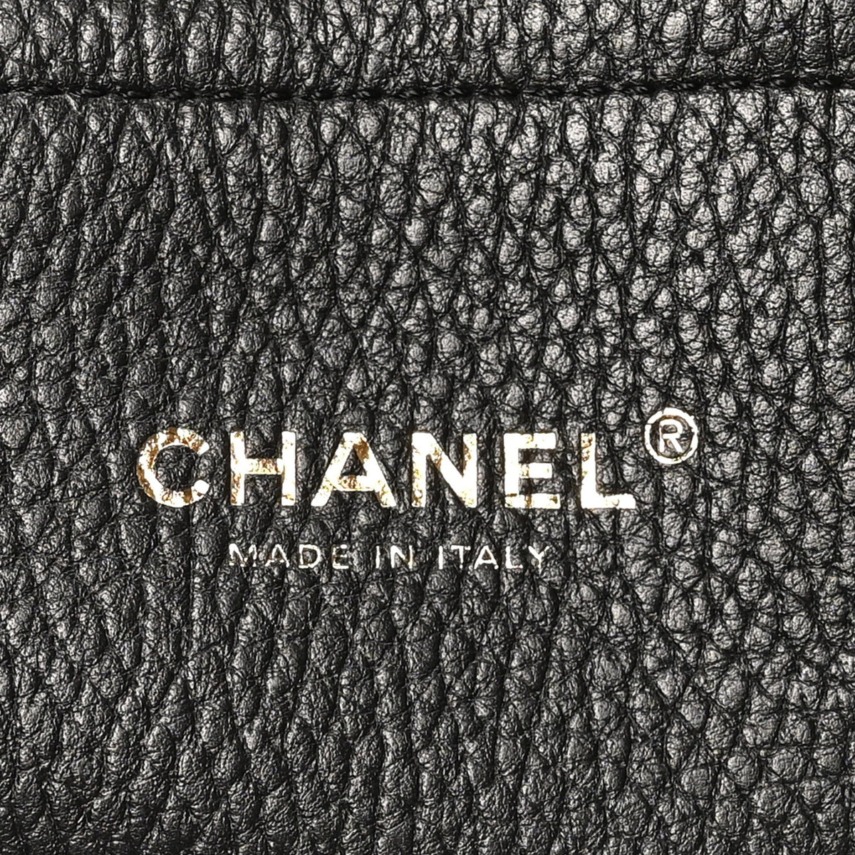 Grained Calfskin Stitched Urban Essentials Shopping Bag Black