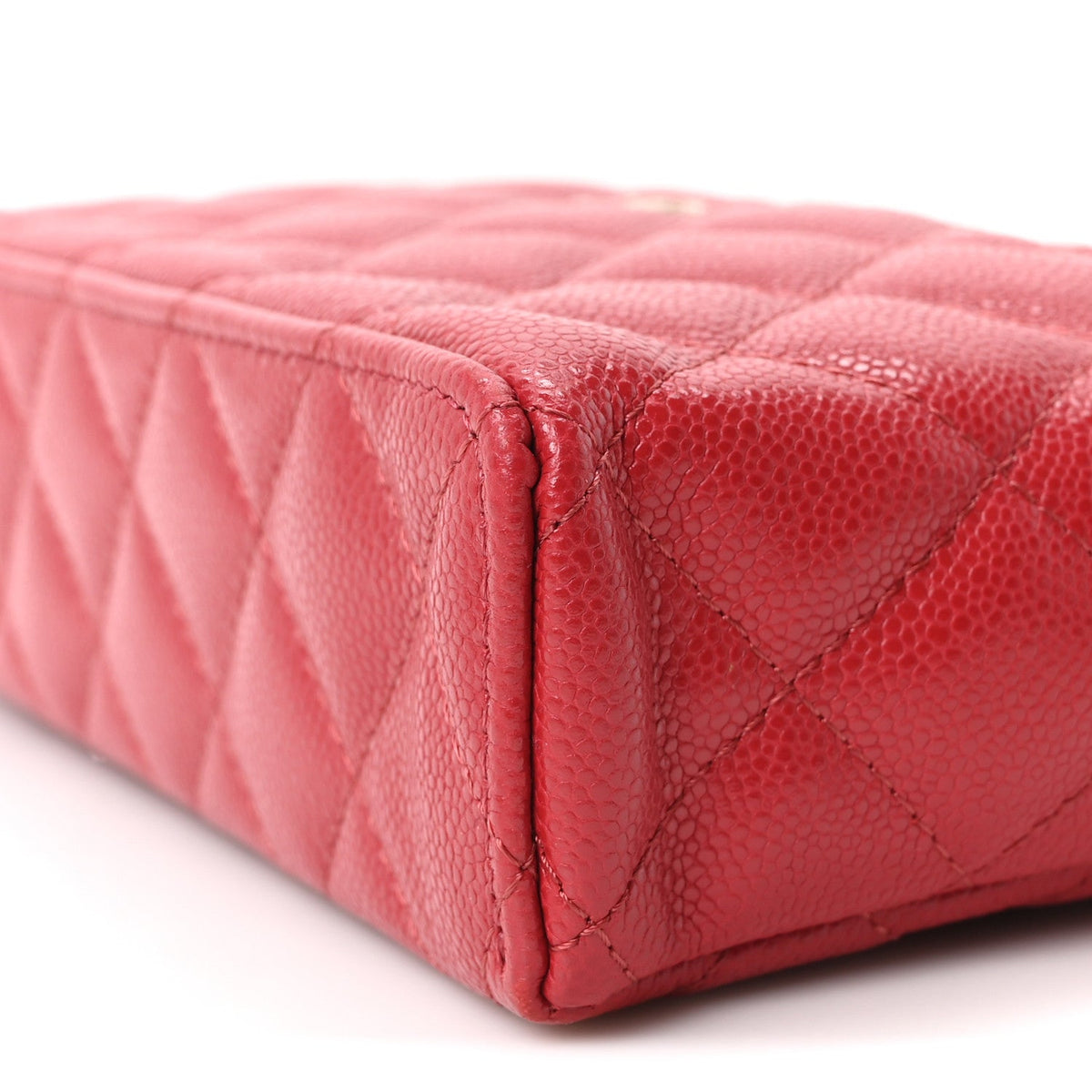 Caviar Quilted Top Handle Slim Vanity With Chain Red