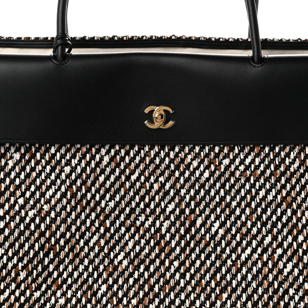 Tweed Calfskin Urban Essentials Large Shopping Bag Black Multicolor
