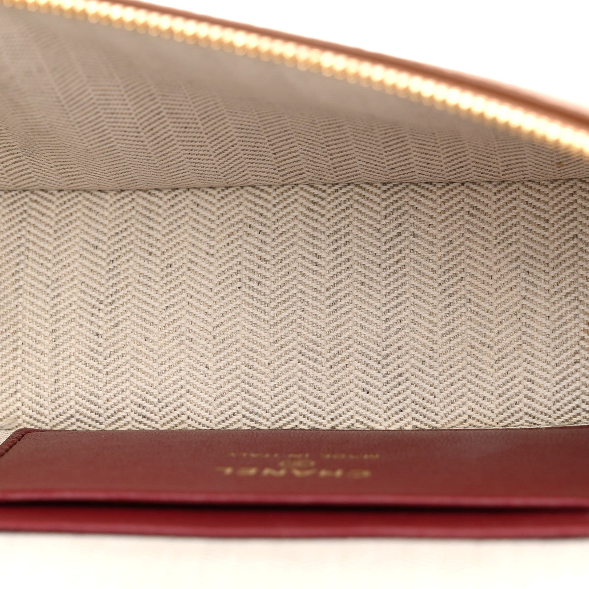 Grained Calfskin Small Supple Trapeze Vanity With Chain Camel
