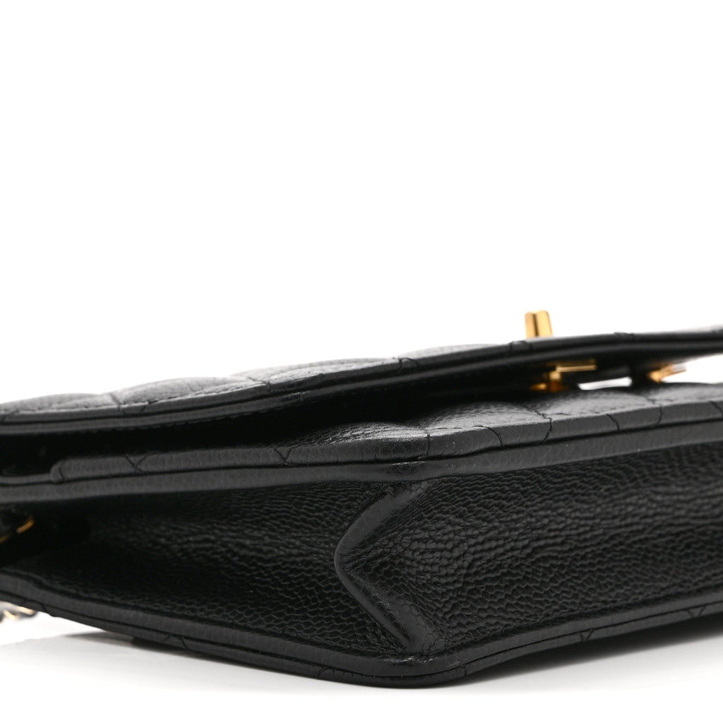 Caviar Quilted CC Turnlock Wallet On Chain WOC Black