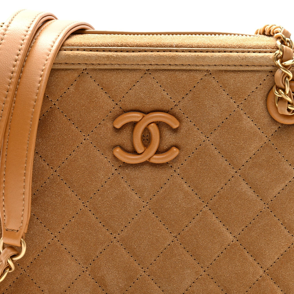 Suede Quilted CC Tassel Camera Case Light Brown