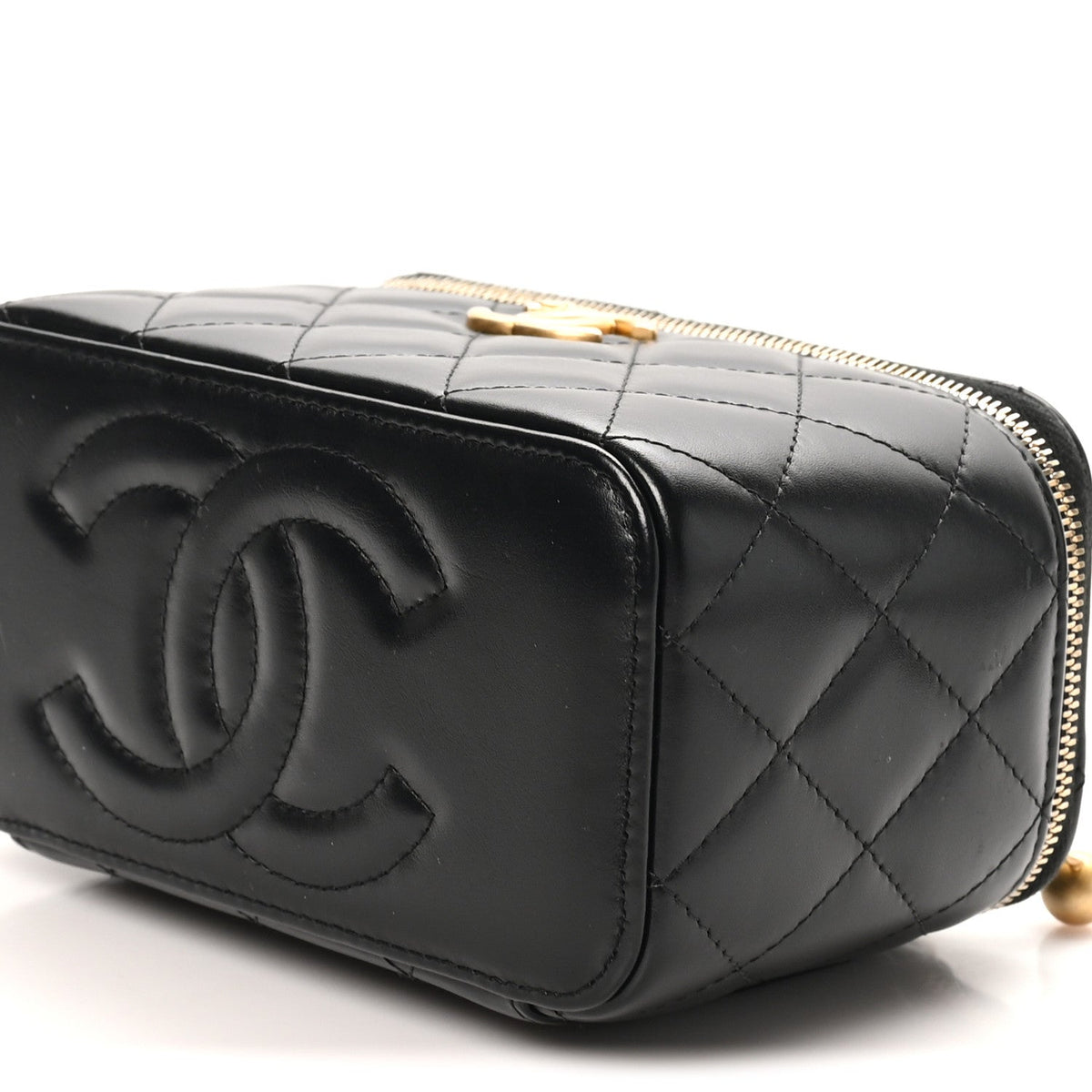 Calfskin Quilted Perfect Fit Vanity Case With Chain Black