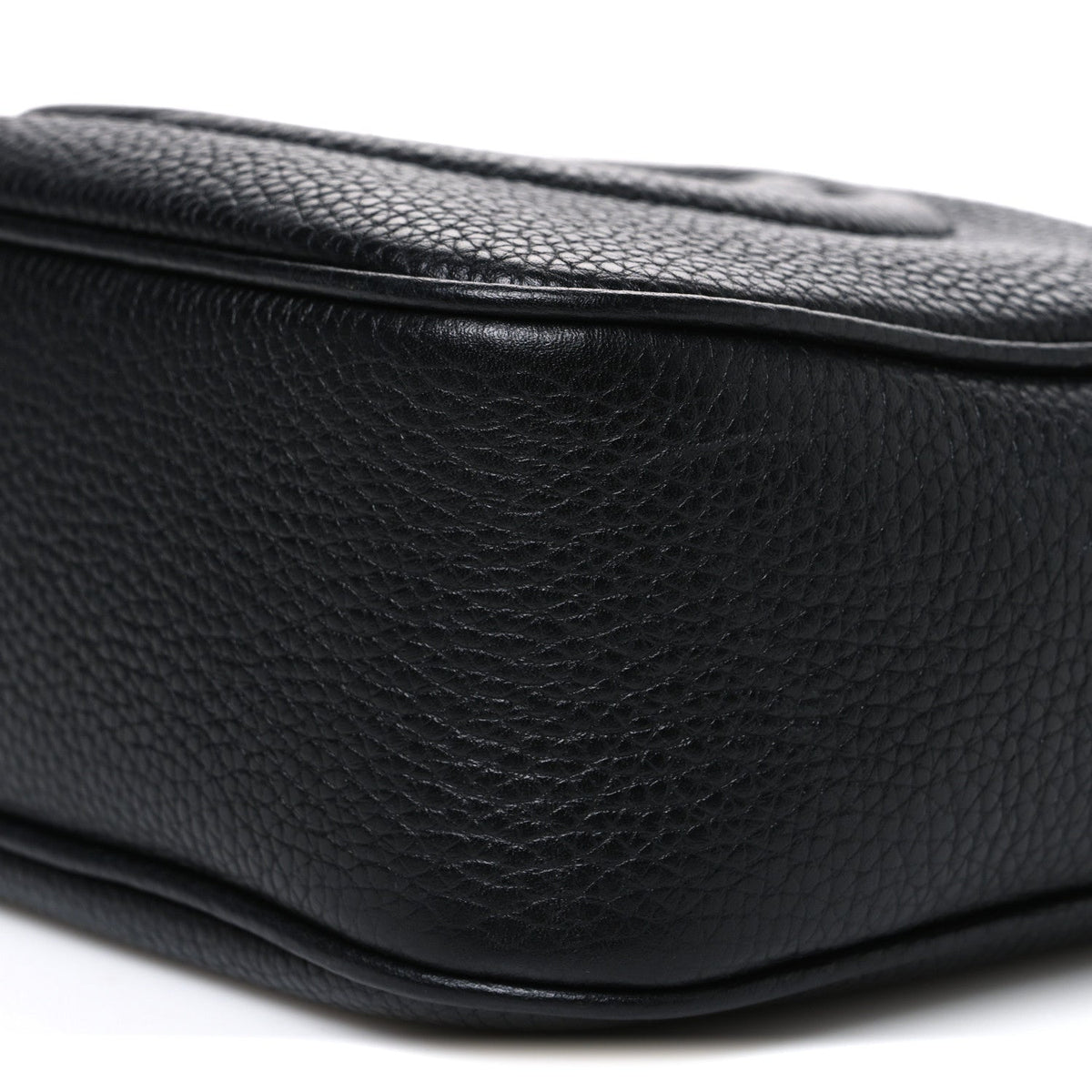 Pebbled Calfskin Small Soho Disco Bag Black