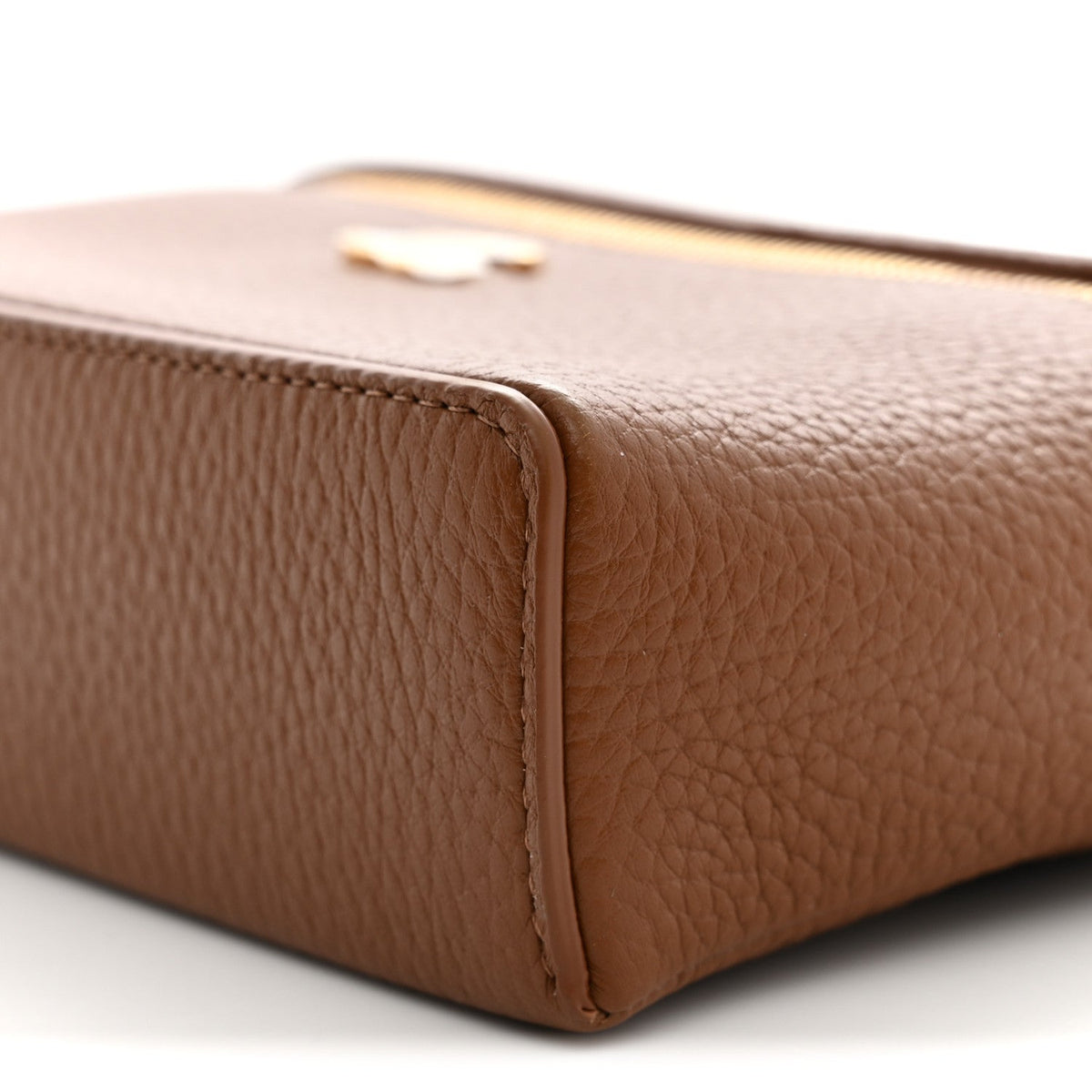 Grained Calfskin Small Supple Trapeze Vanity With Chain Camel