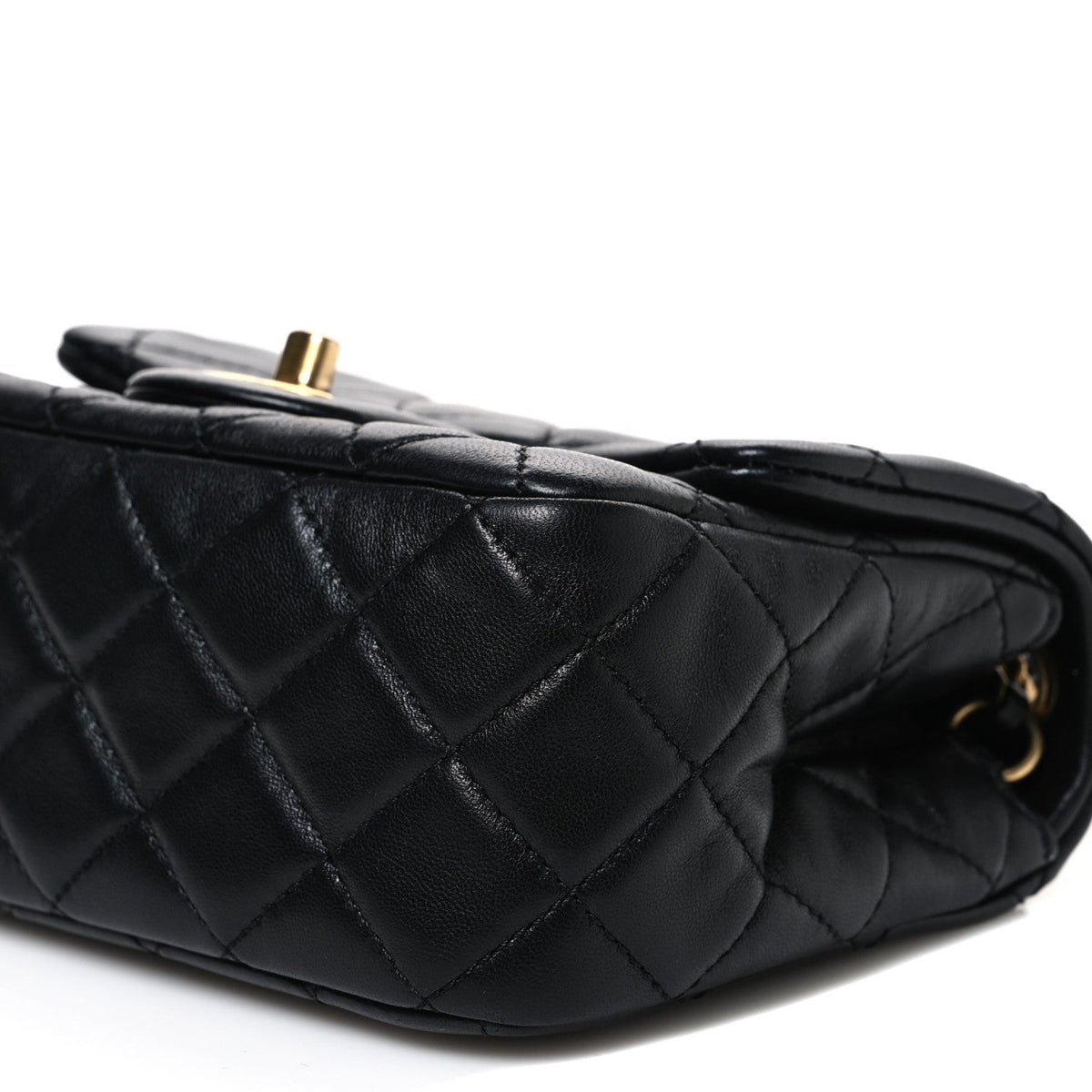 Lambskin Quilted Mini Pearl Crush Flap Black