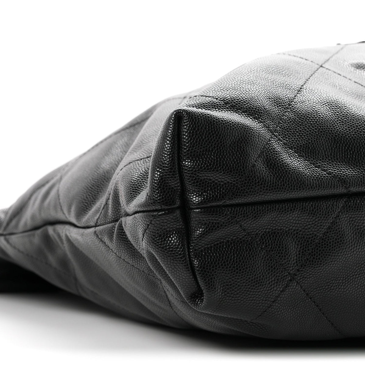 Shiny Caviar Quilted Monochrome Small Chanel 22  Black