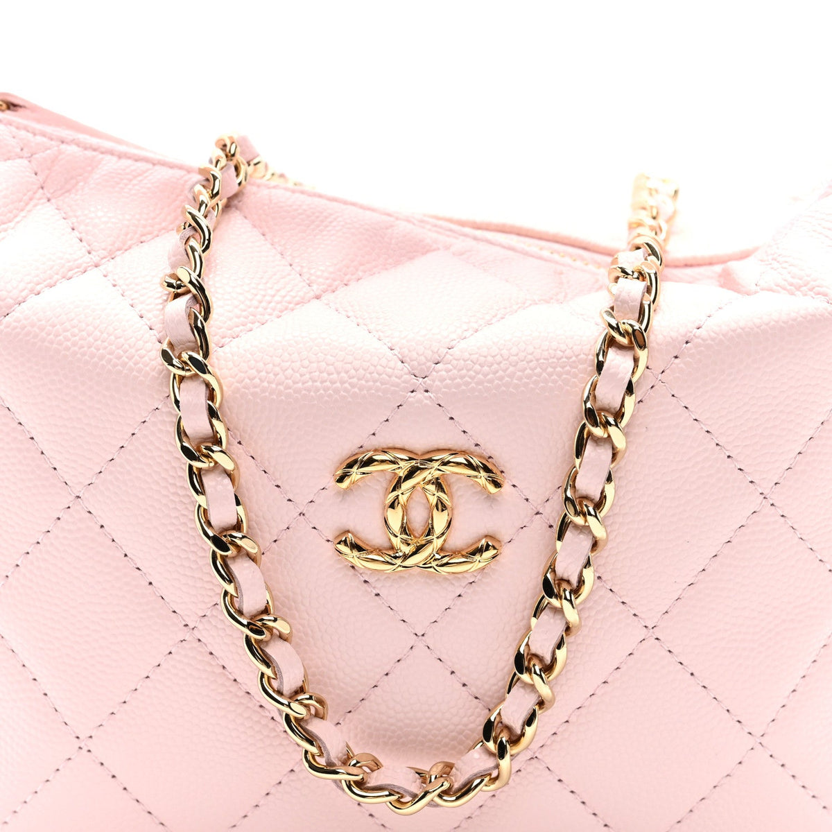 Shiny Caviar Hobo Clutch With Chain Light Pink