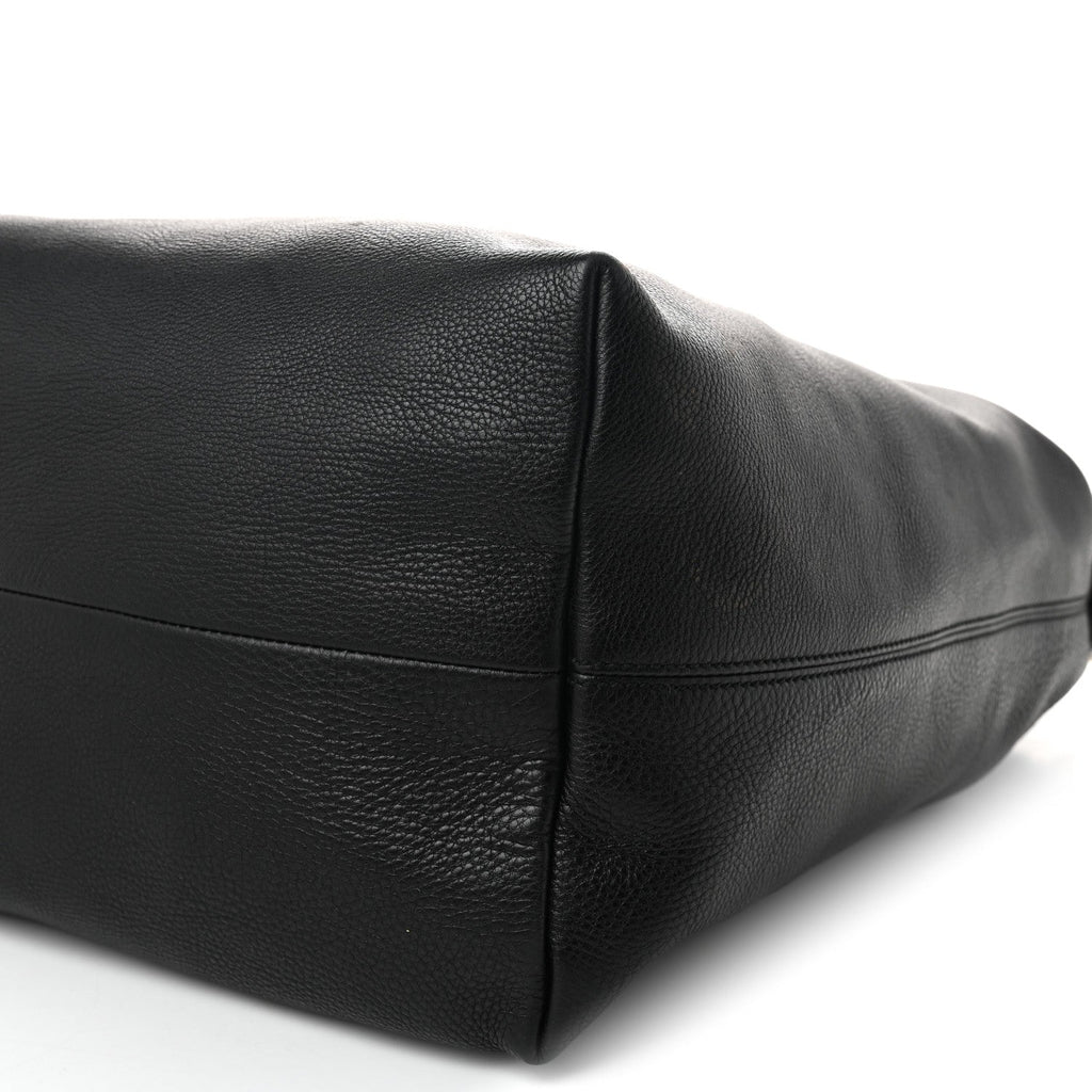 Pebbled Calfskin Large Icon Bit Hobo Black