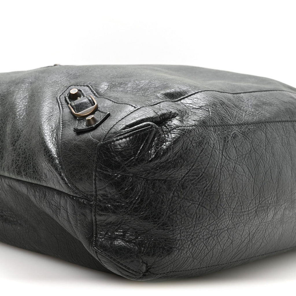 Agneau Classic Hardware Day Hobo Black