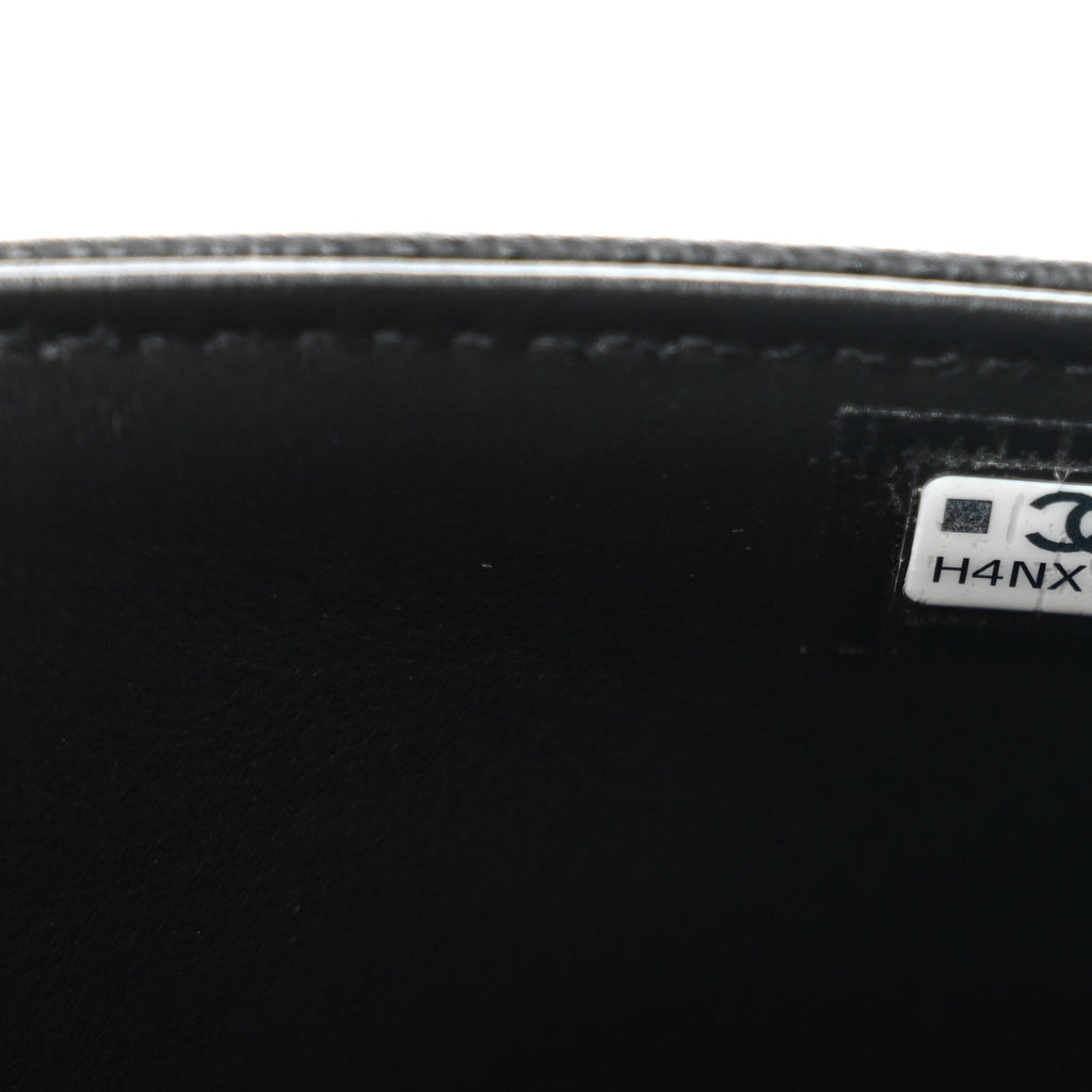 Shiny Caviar Mini Preppy Coco Shoulder Bag Black