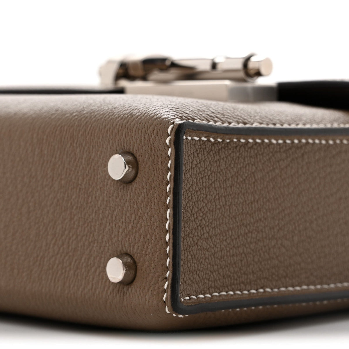 Chevre Chamkila Mini Verrou Chaine Bag Etoupe