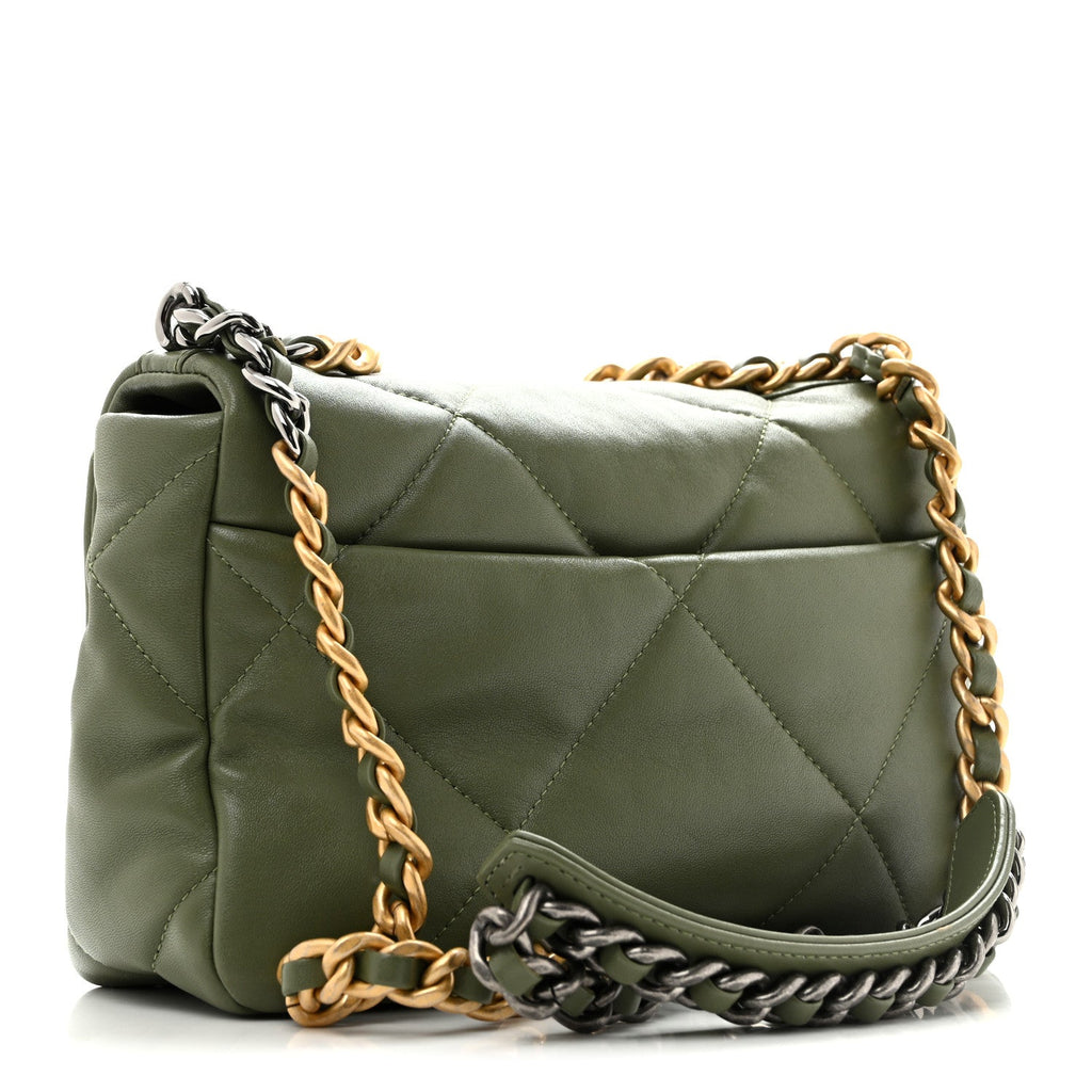 Lambskin Quilted Medium Chanel 19 Flap Green