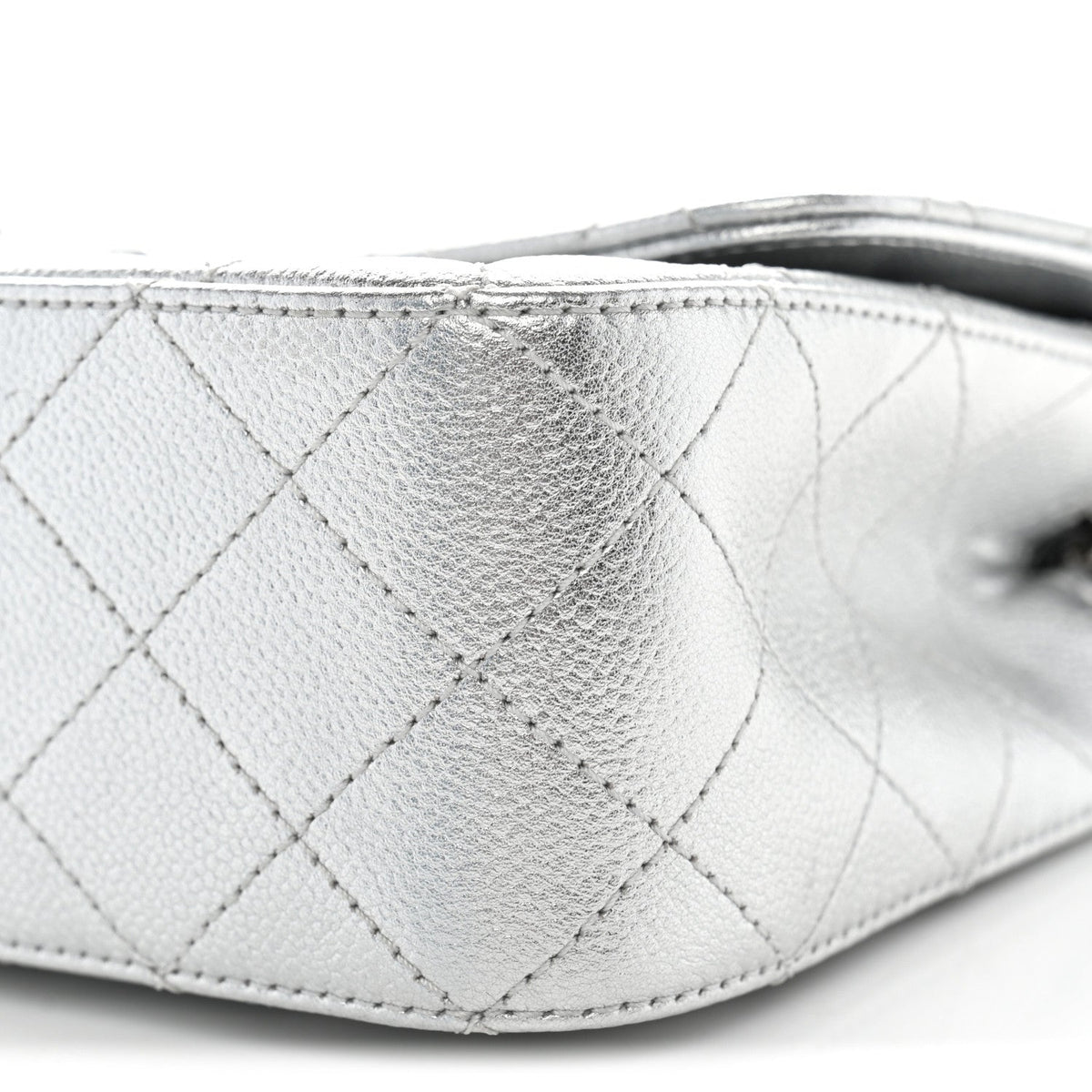 Metallic Caviar Quilted Medium CC Slide Flap Silver