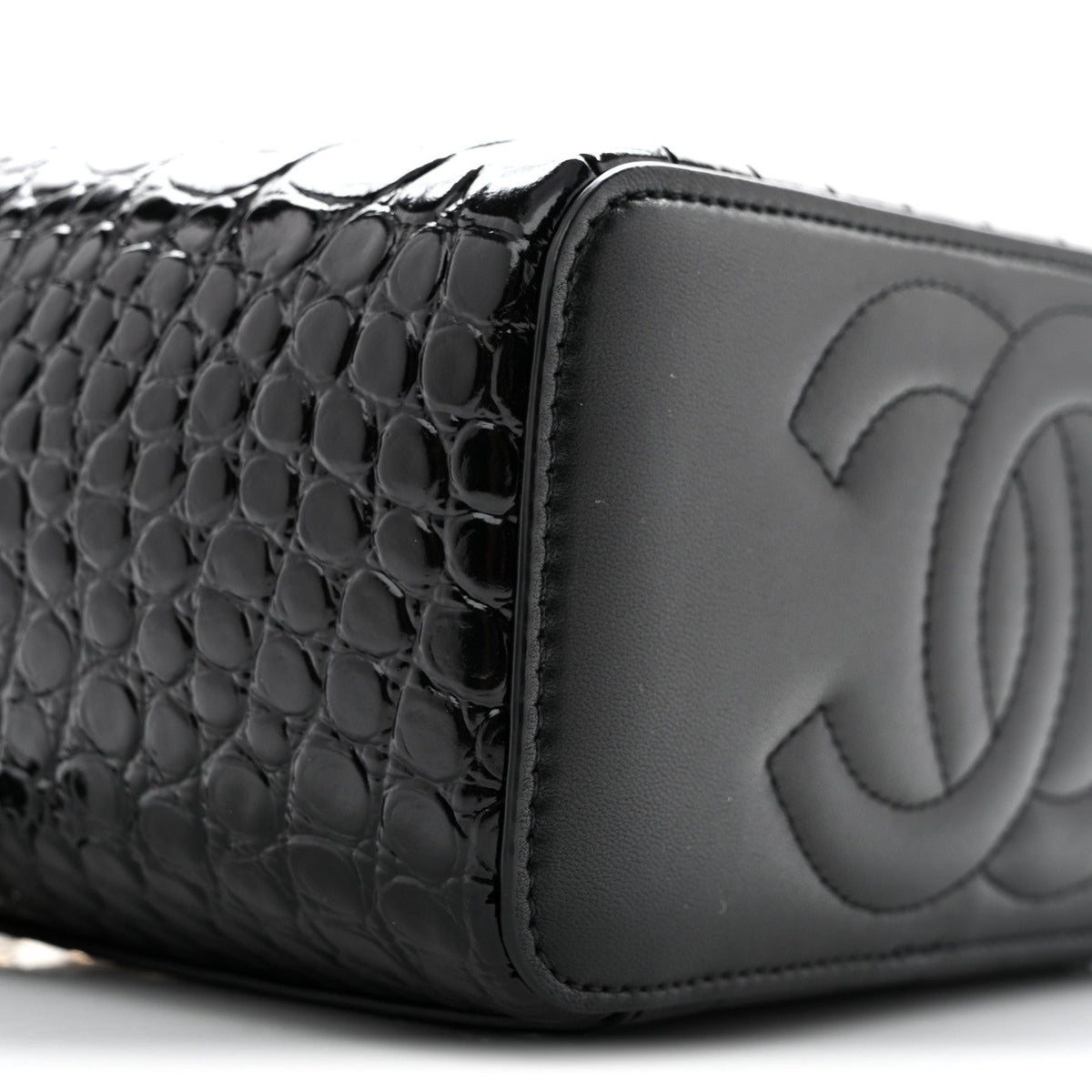 Calfskin Crocodile Embossed Crococo Small Top Handle Vanity Case With Chain Black
