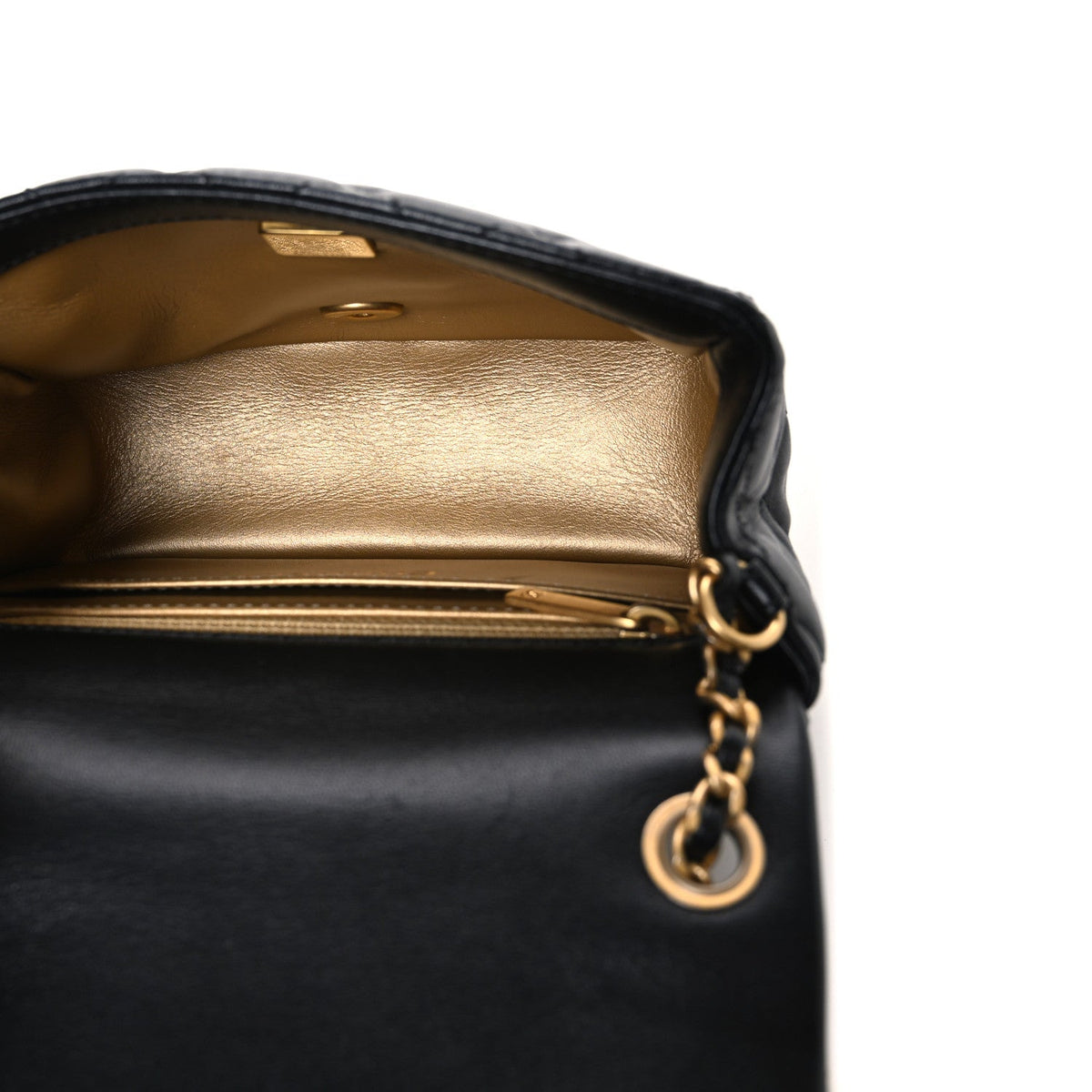 Lambskin Quilted Mini Pearl Crush Flap Black