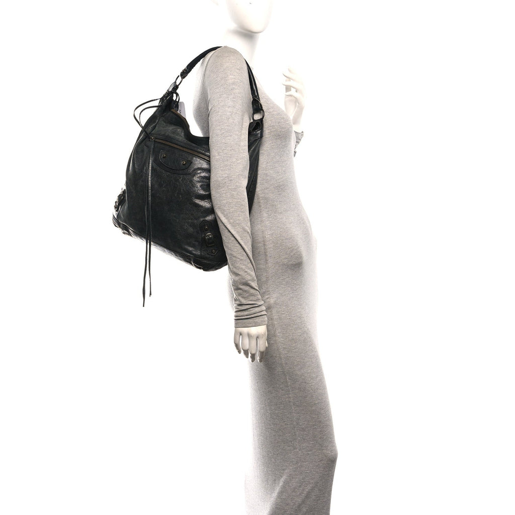 Agneau Classic Hardware Day Hobo Black