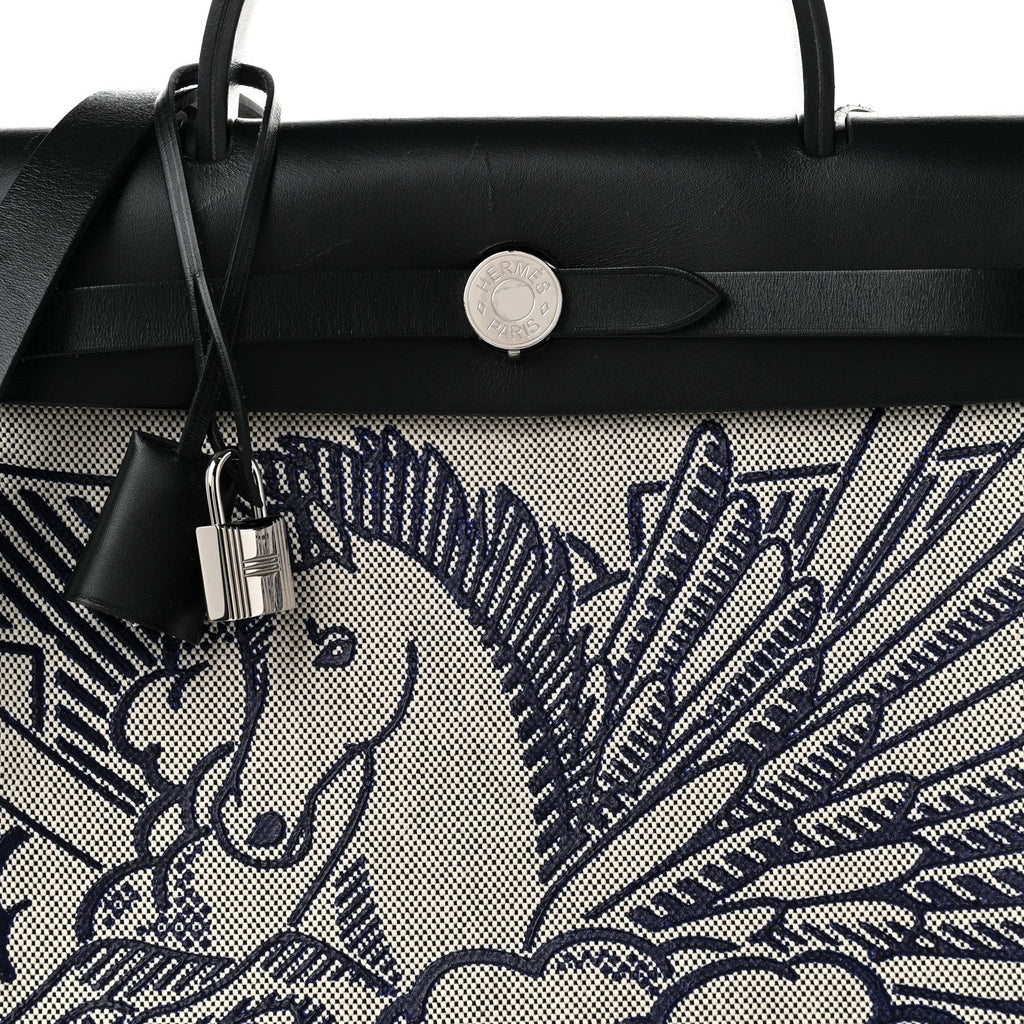 Vache Hunter Toile H Pegase Pop Herbag Zip Retourne 31 PM Bleu Indigo Ecru Black