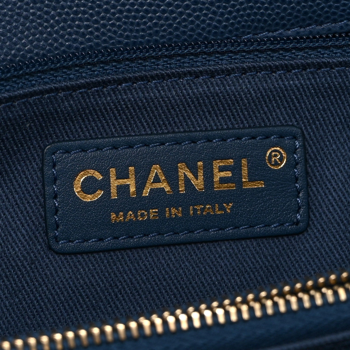Caviar Quilted Medium Coco Handle Flap Blue