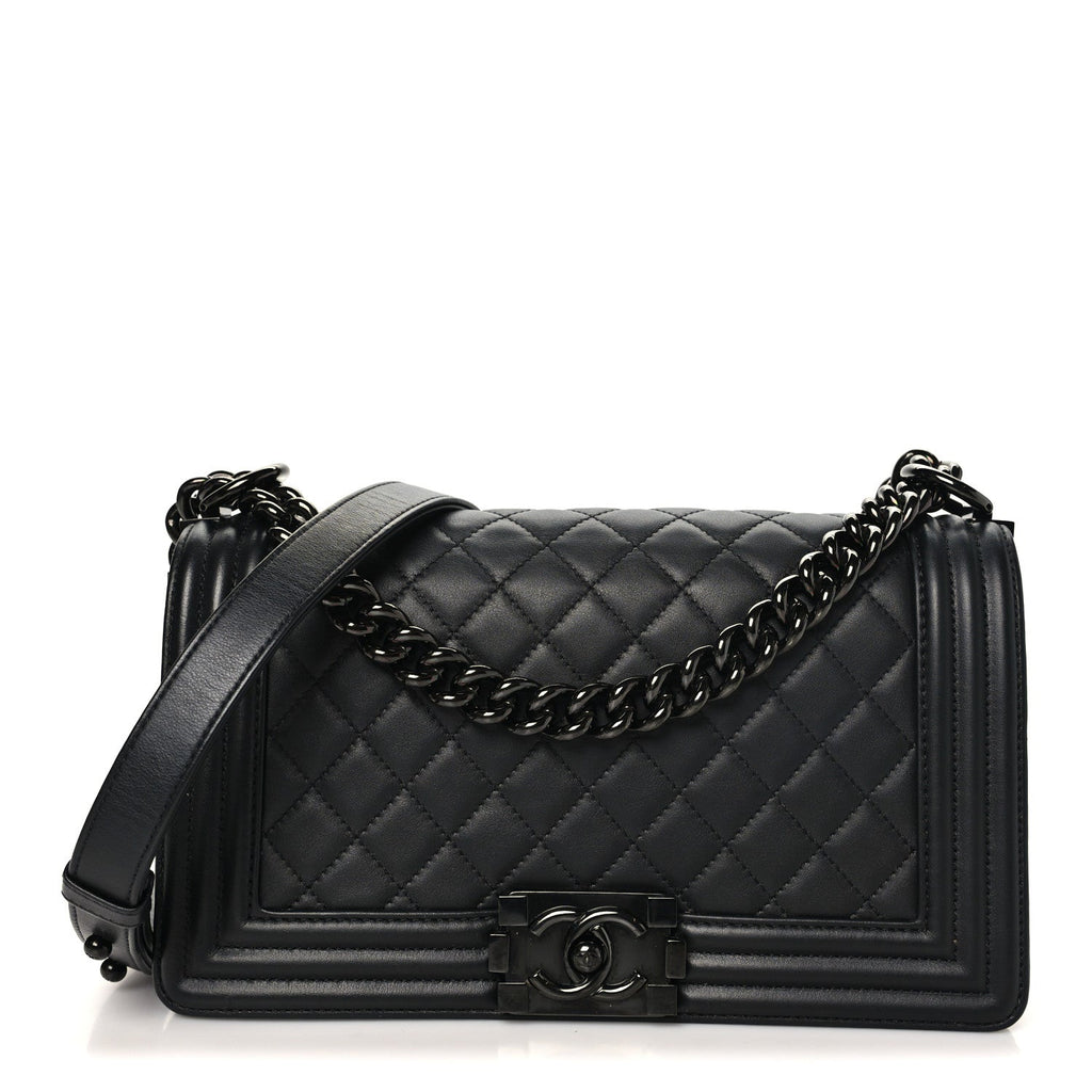Calfskin Quilted Medium Boy Flap So Black