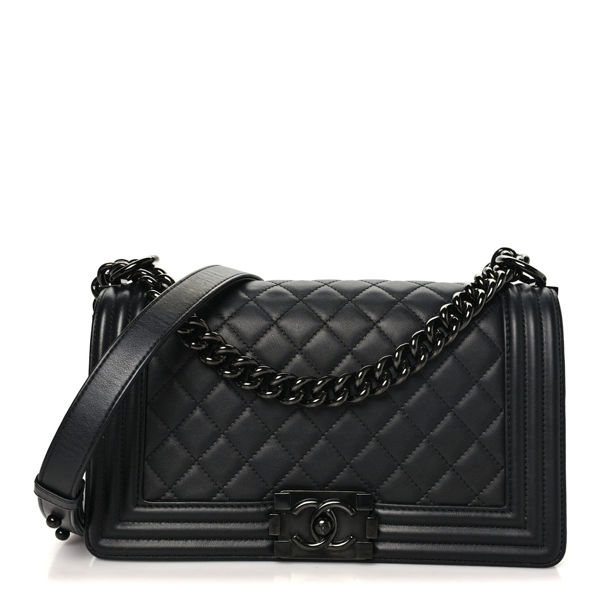 Calfskin Quilted Medium Boy Flap So Black