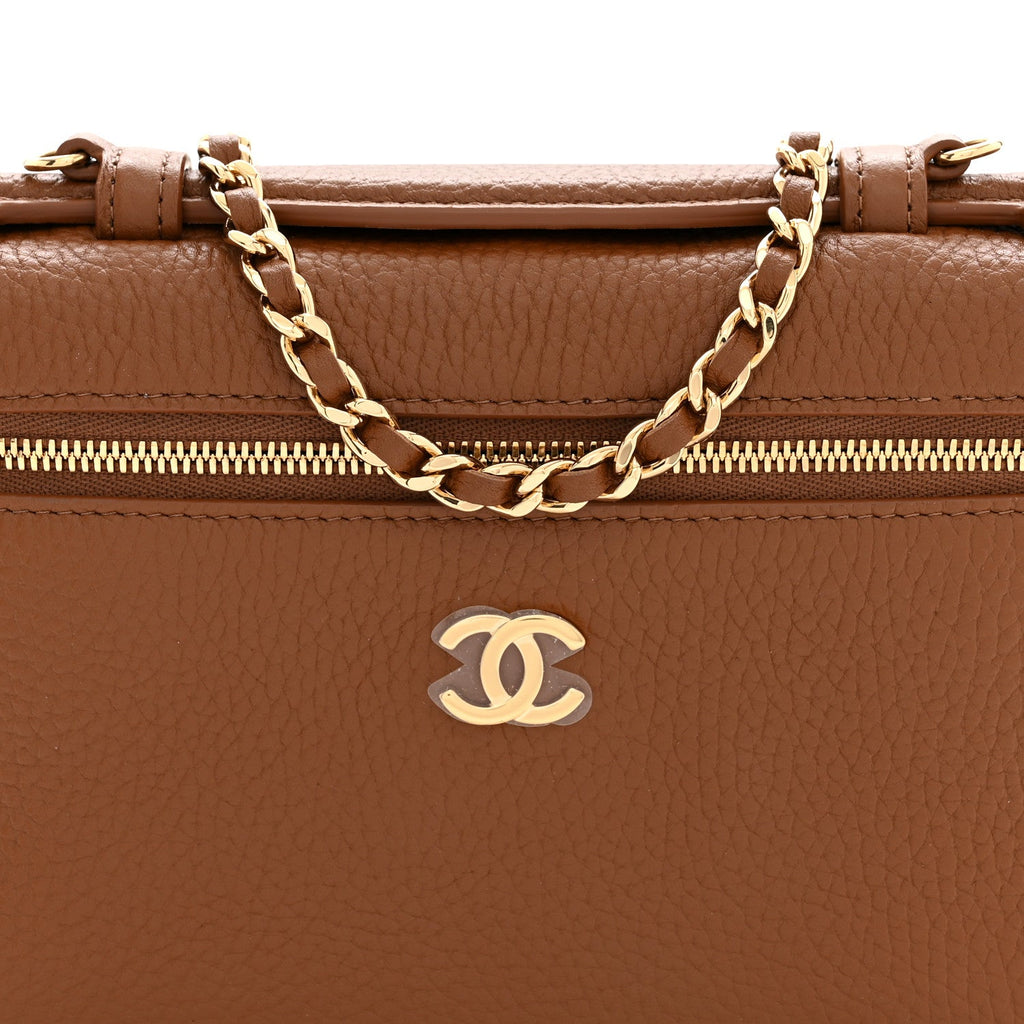 Grained Calfskin Small Supple Trapeze Vanity With Chain Camel