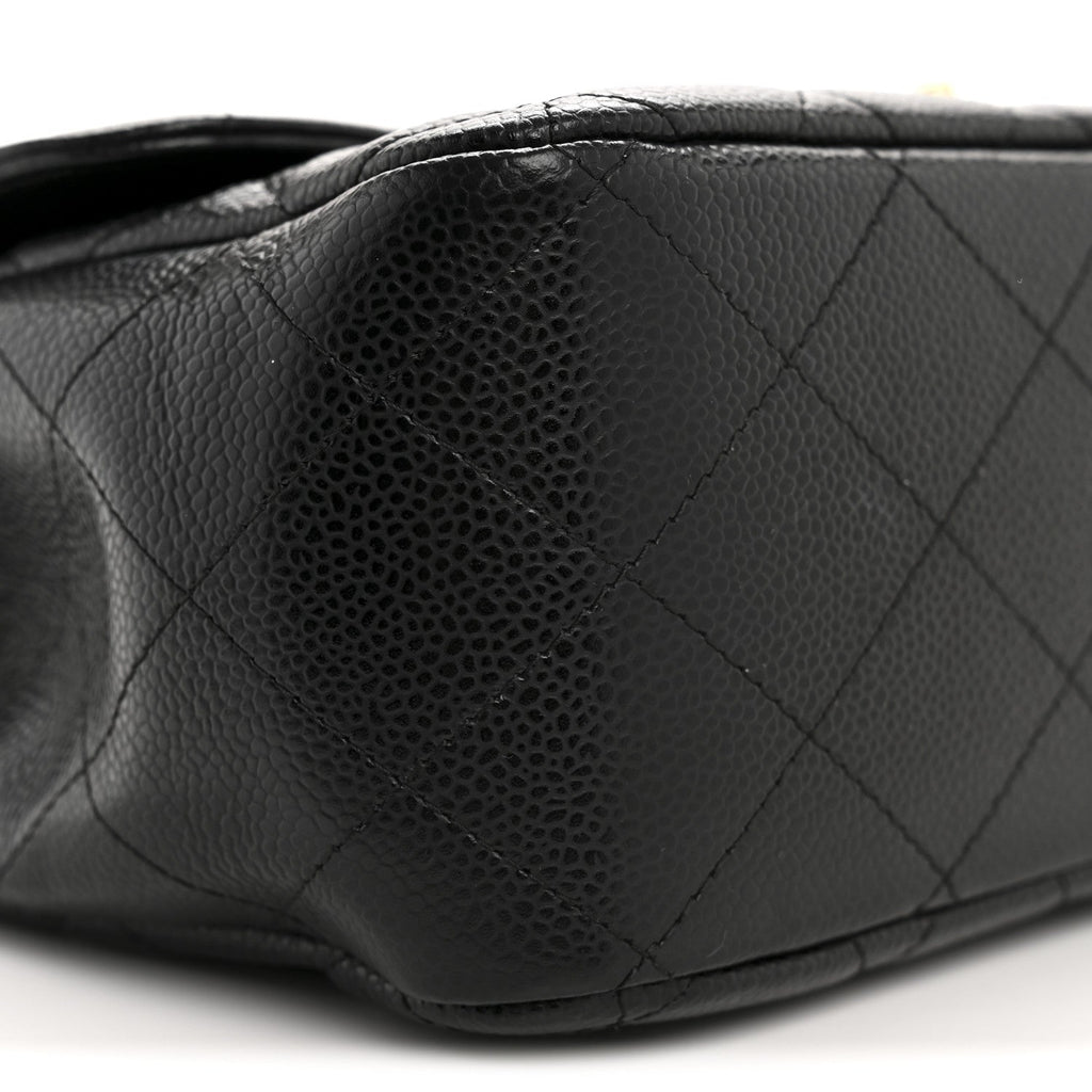 Caviar Quilted Jumbo Single Flap Black