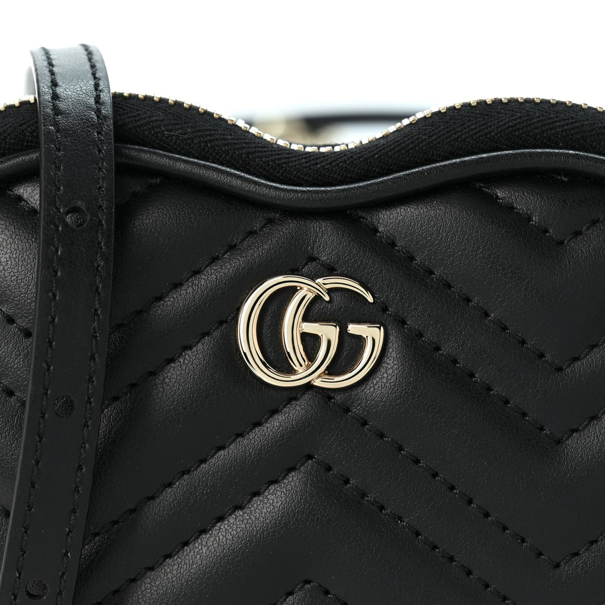 Calfskin Matelasse Mini GG Marmont Heart Shoulder Bag Black