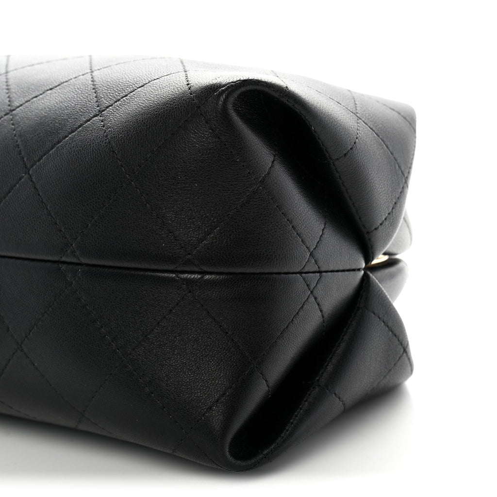 Lambskin Stitched Clutch With Chain Black