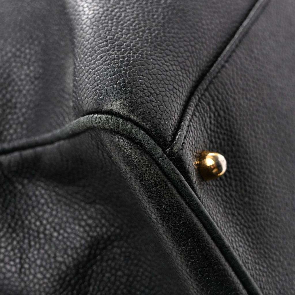 Caviar XL Weekender Bag Black