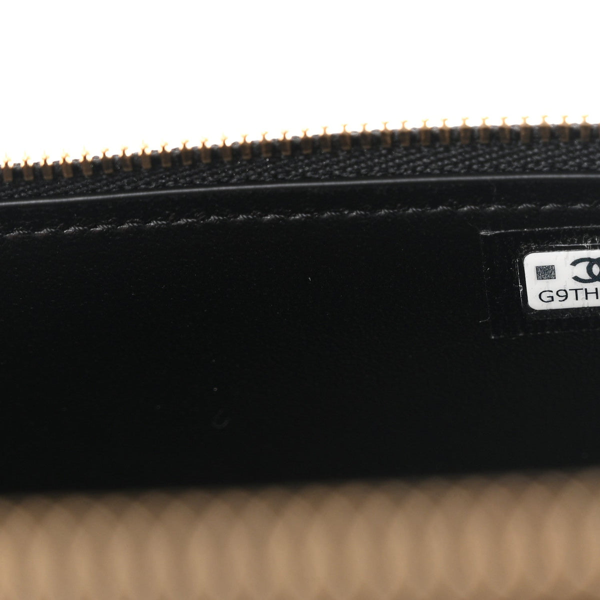 Calfskin Crocodile Embossed Crococo Small Top Handle Vanity Case With Chain Black