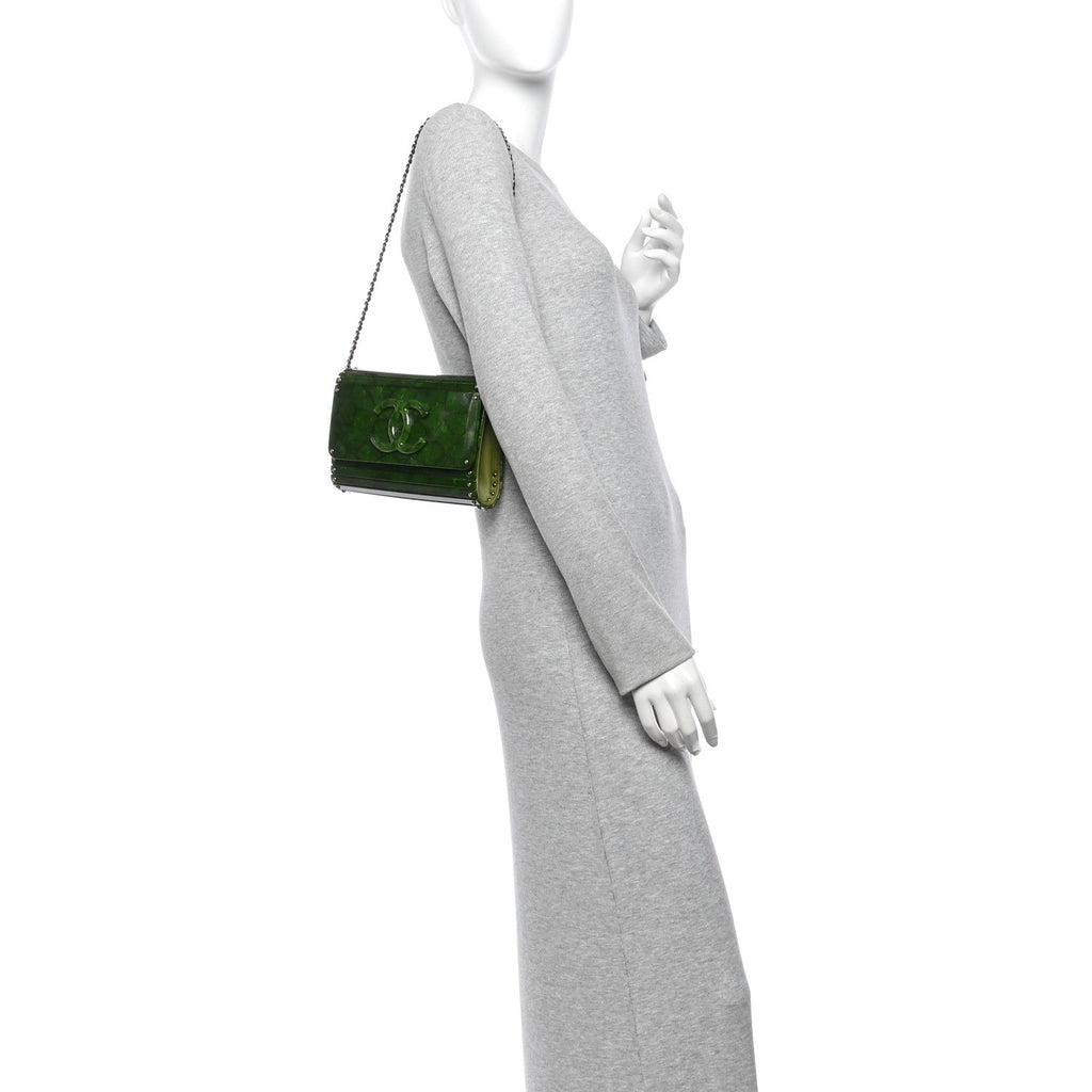 Plexiglass Jade Paris Shanghai CC Clutch Green