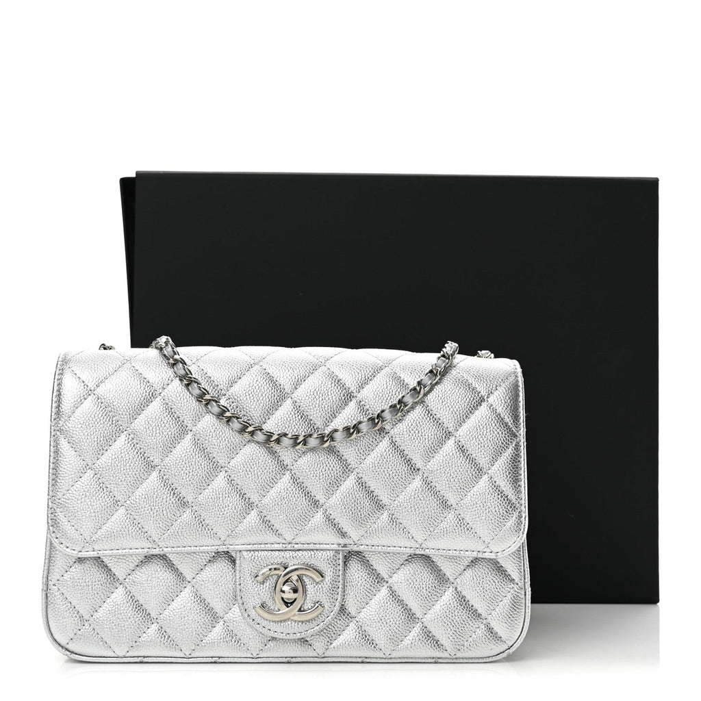 Metallic Caviar Quilted Medium CC Slide Flap Silver