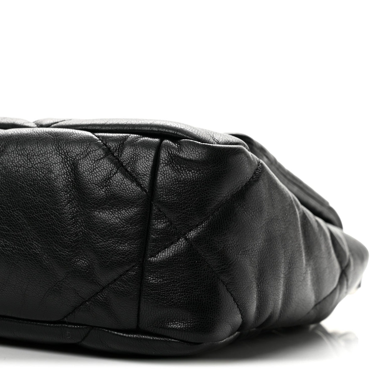 Goatskin Quilted Medium Chanel 19 Flap Black
