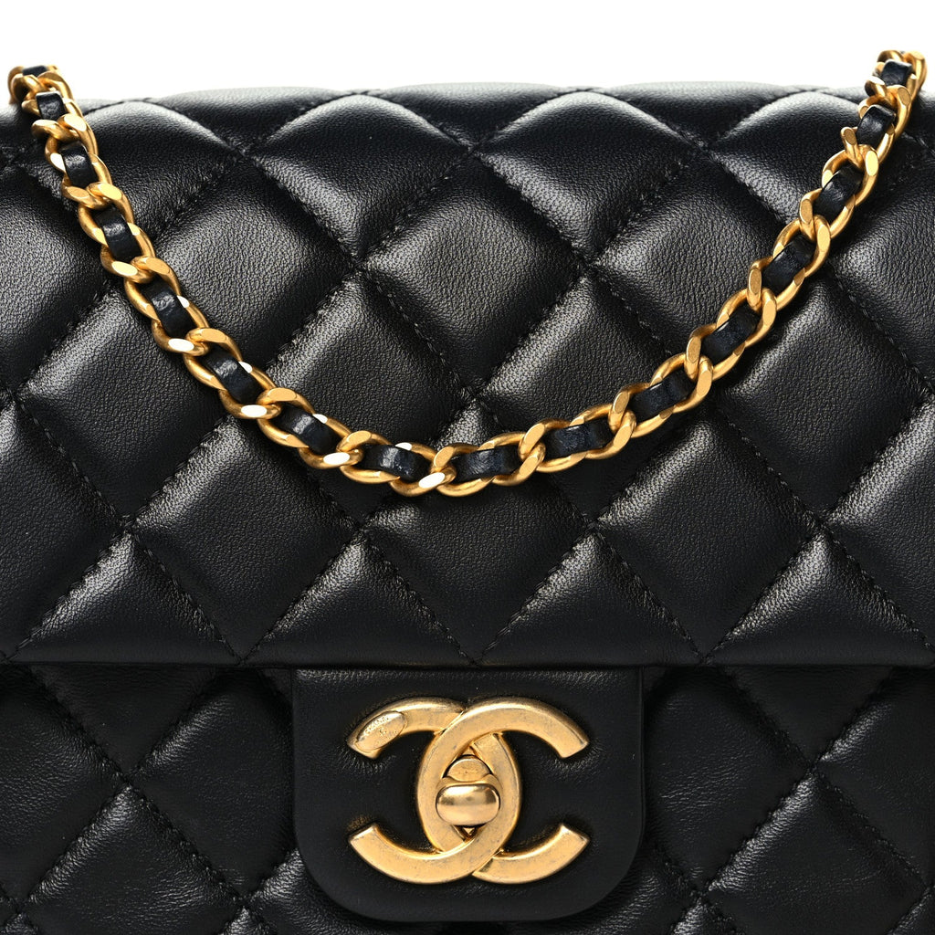 Lambskin Enamel Quilted Small Coco Hearts Square Flap Black