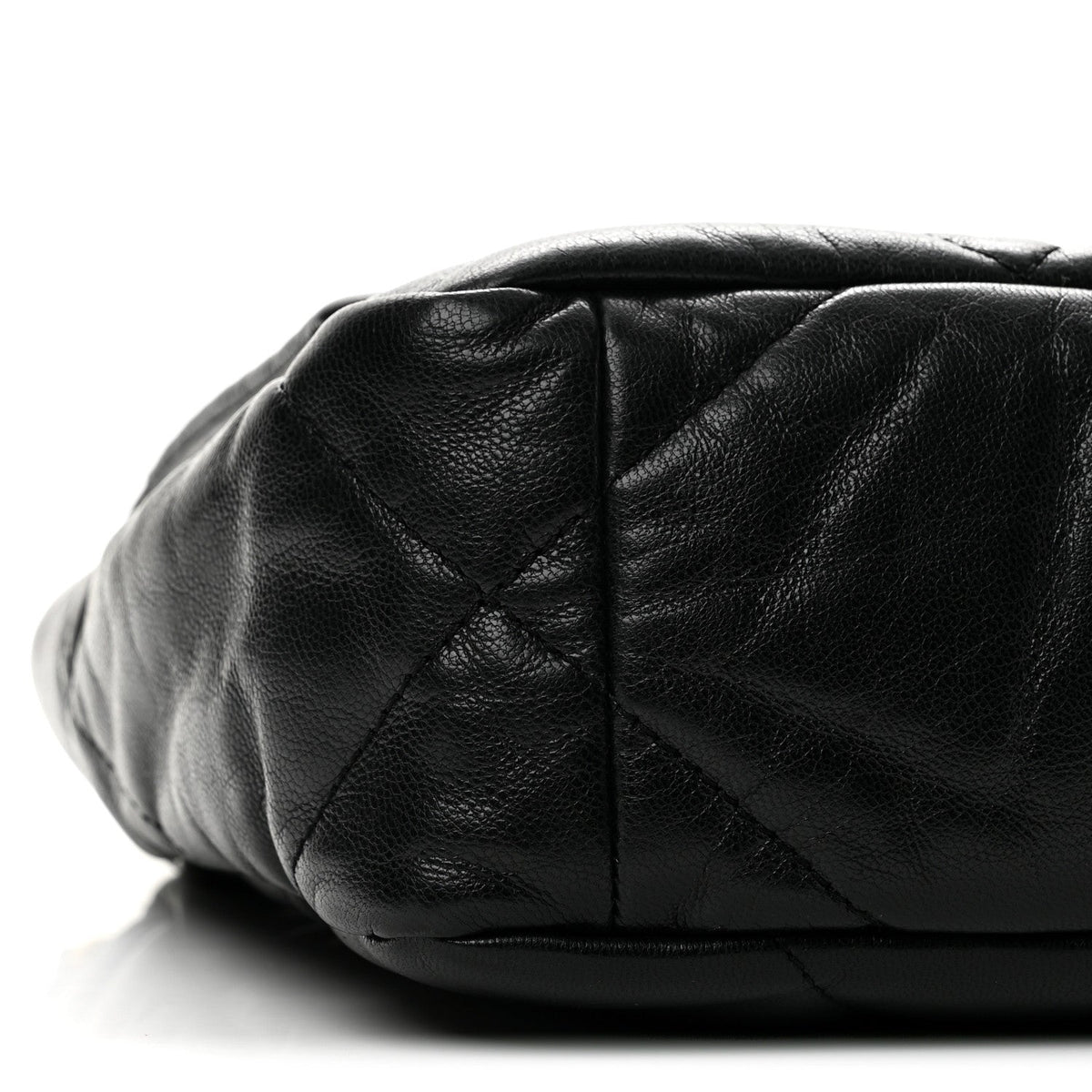 Goatskin Quilted Medium Chanel 19 Flap Black