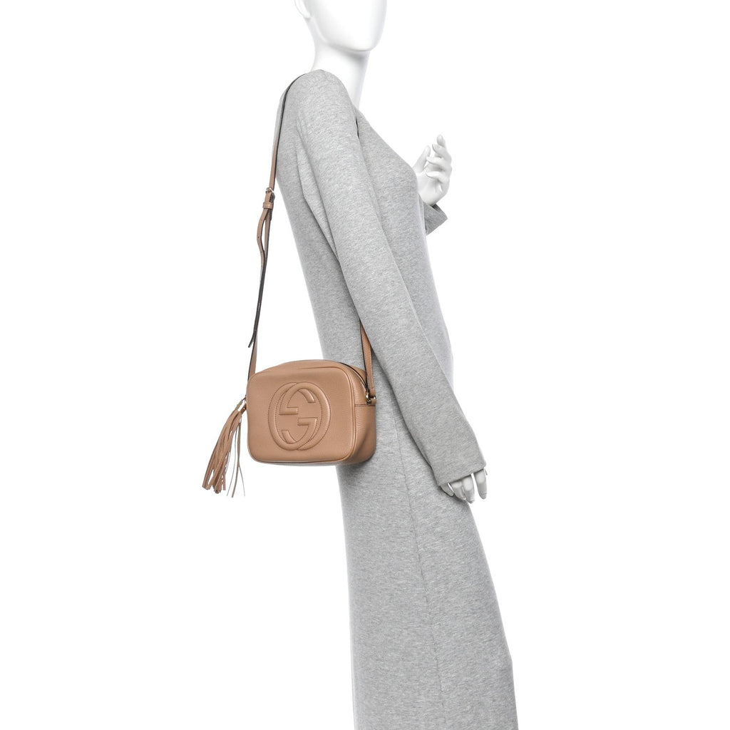 Pebbled Calfskin Small Soho Disco Bag Camelia