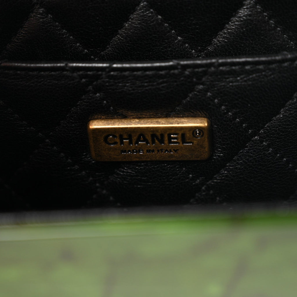 Plexiglass Jade Paris Shanghai CC Clutch Green