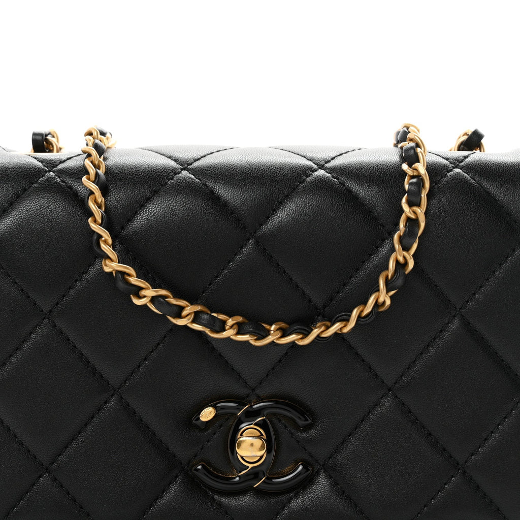 Shiny Lambskin Quilted Enamel CC Mini Flap Black