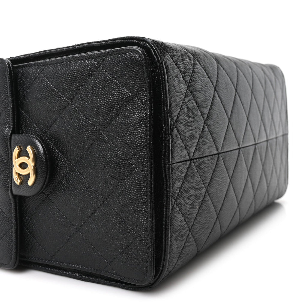 Caviar Quilted Medium Chanel 25 Handbag Black
