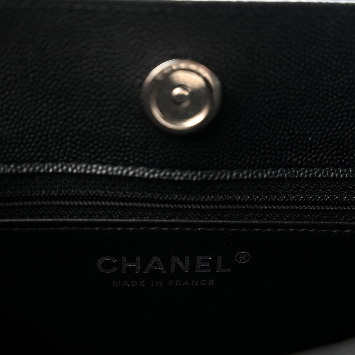 Caviar Quilted Large Shopping Tote Black
