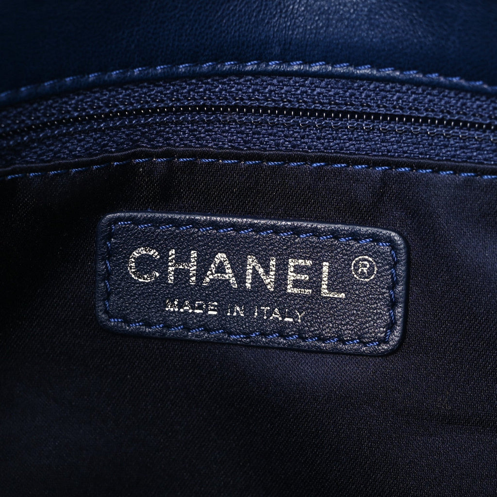 Lambskin Quilted Strass Flap Dark Blue