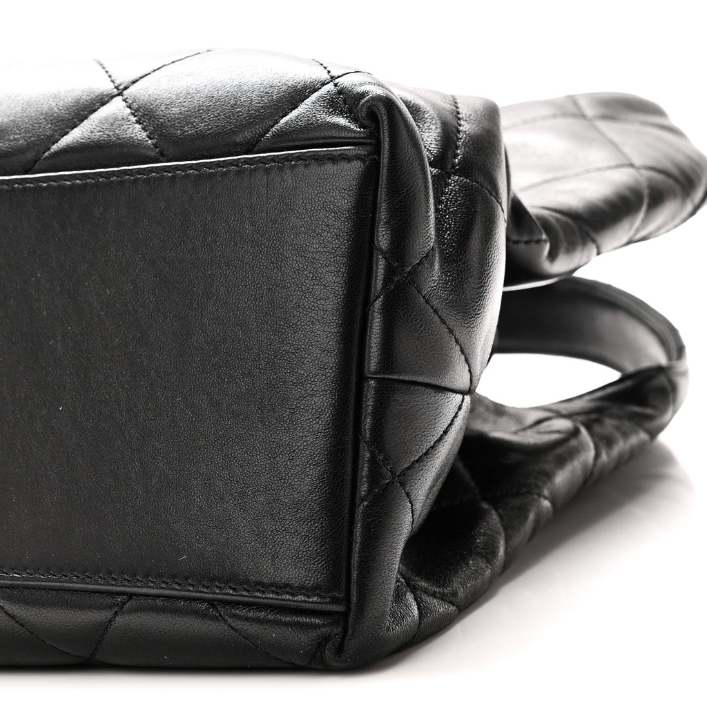 Shiny Lambskin Quilted CC Belt Shopping Bag Black