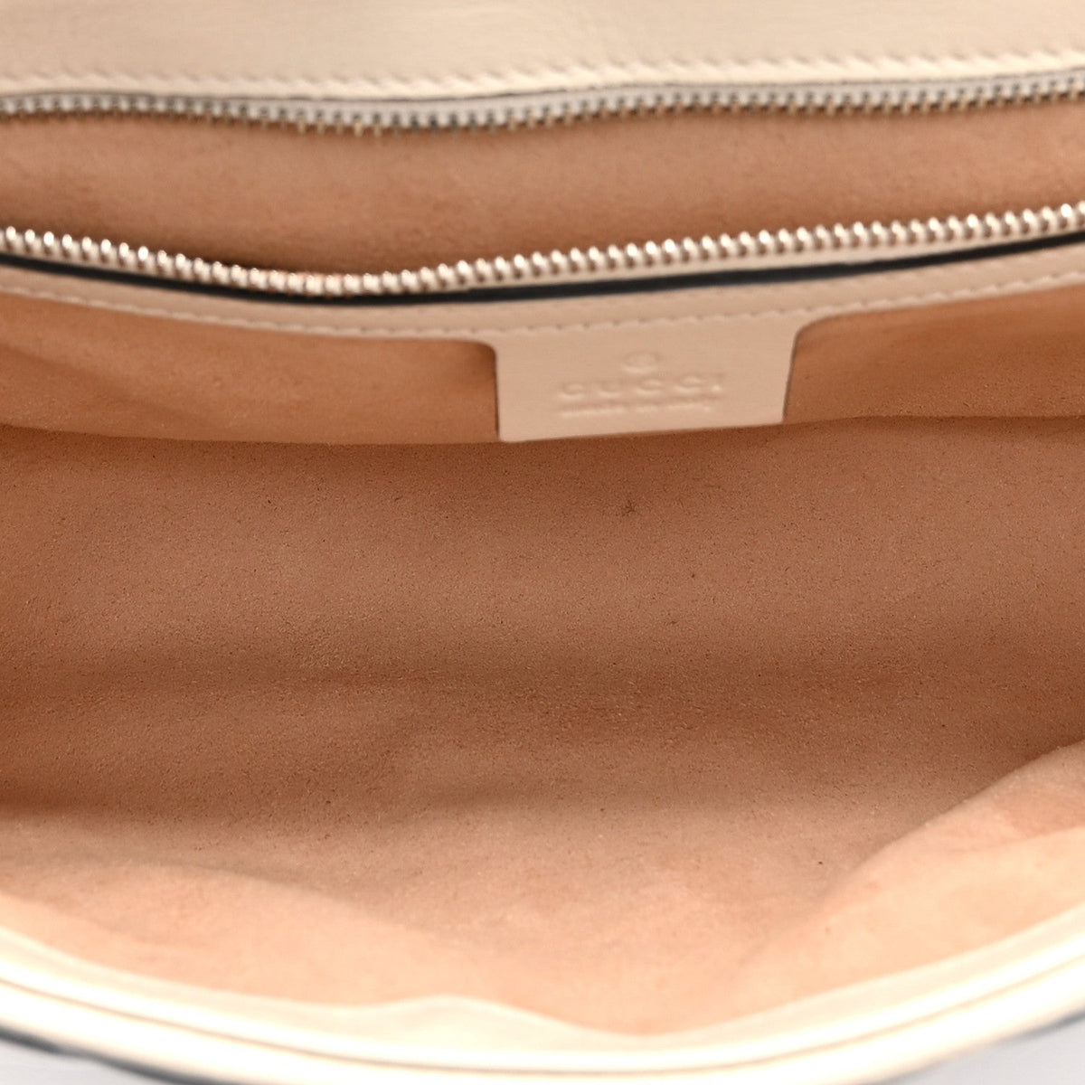 Vintage Effect Calfskin Matelasse Diagonal Small Torchon GG Marmont Shoulder Bag Blue Agata Mystic White