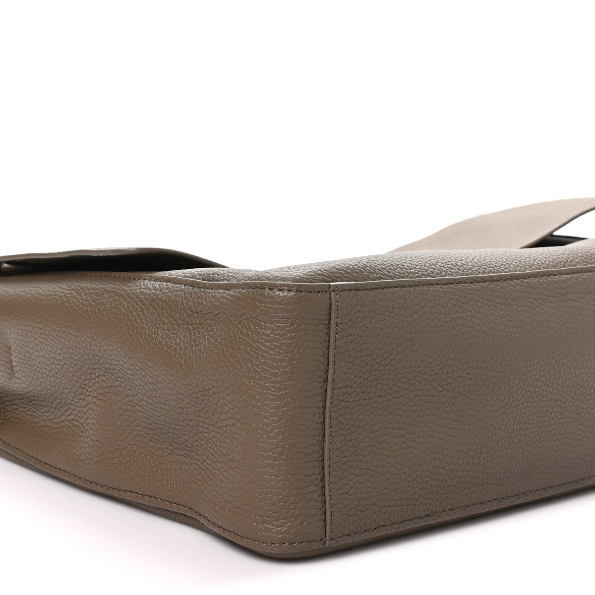 Grained Calfskin Souplissimo Maxi Flap Dark Khaki