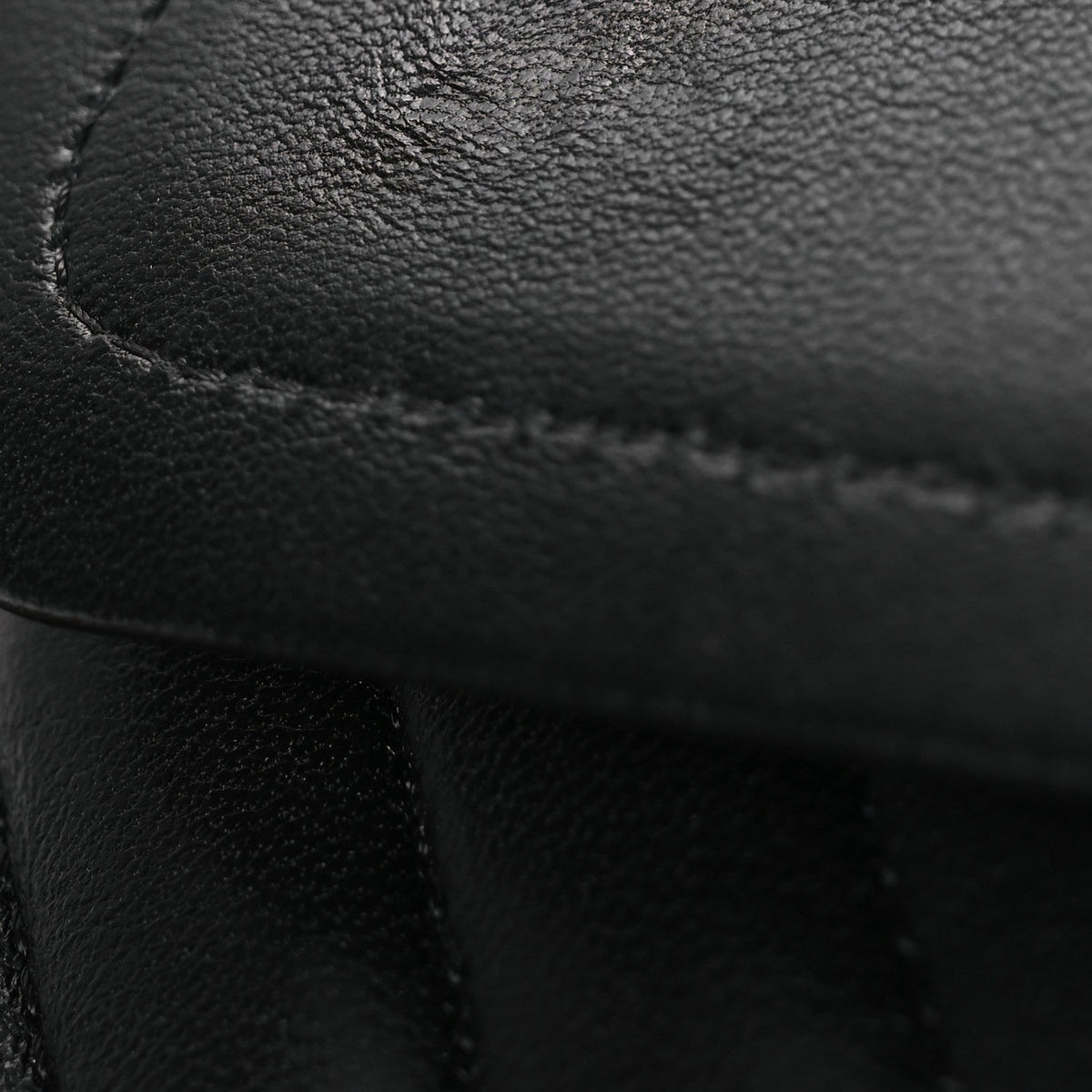 Lambskin Chevron Quilted Medium Double Flap Black