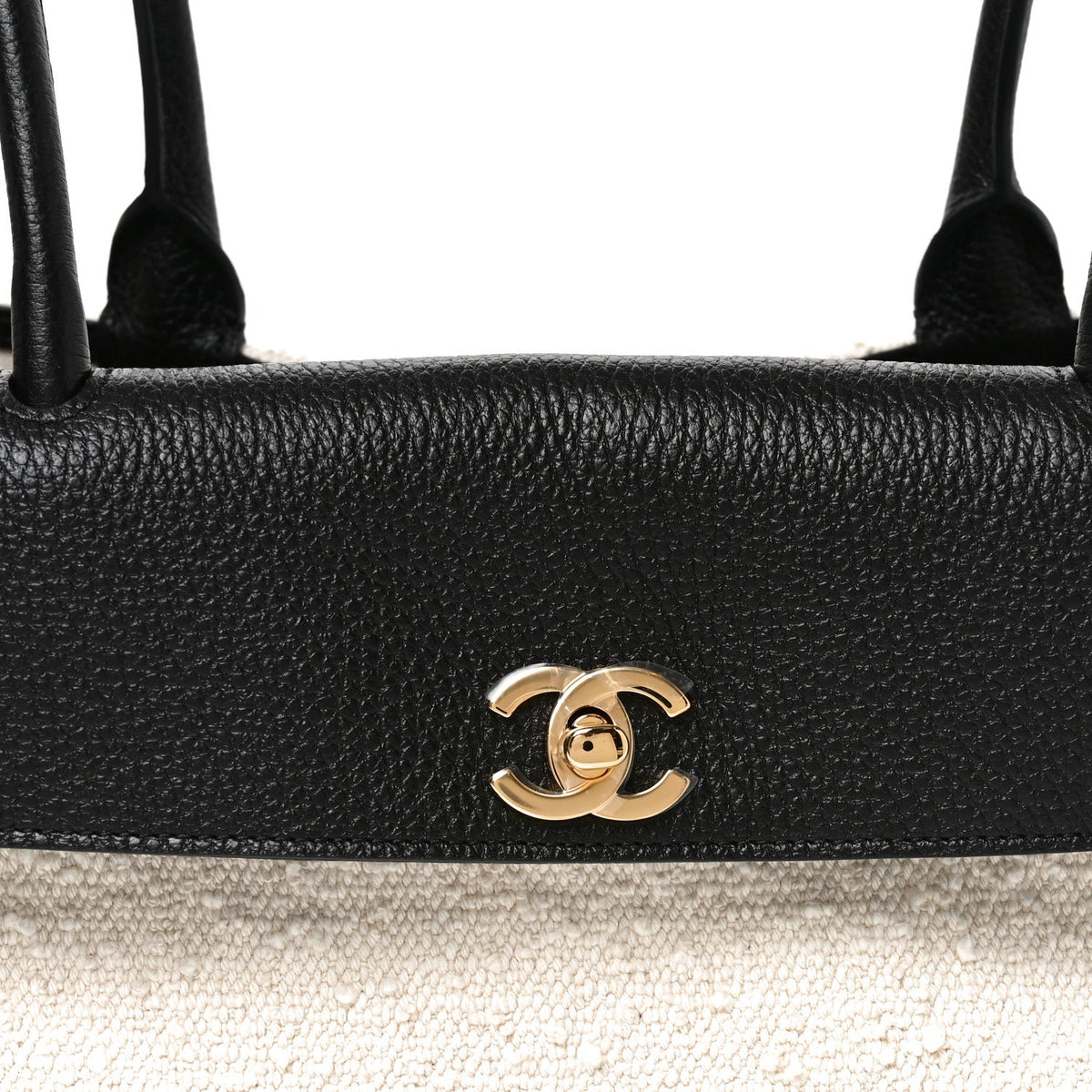 Grained Calfskin Boucle Urban Essentials Small Shopping Bag Ecru Black