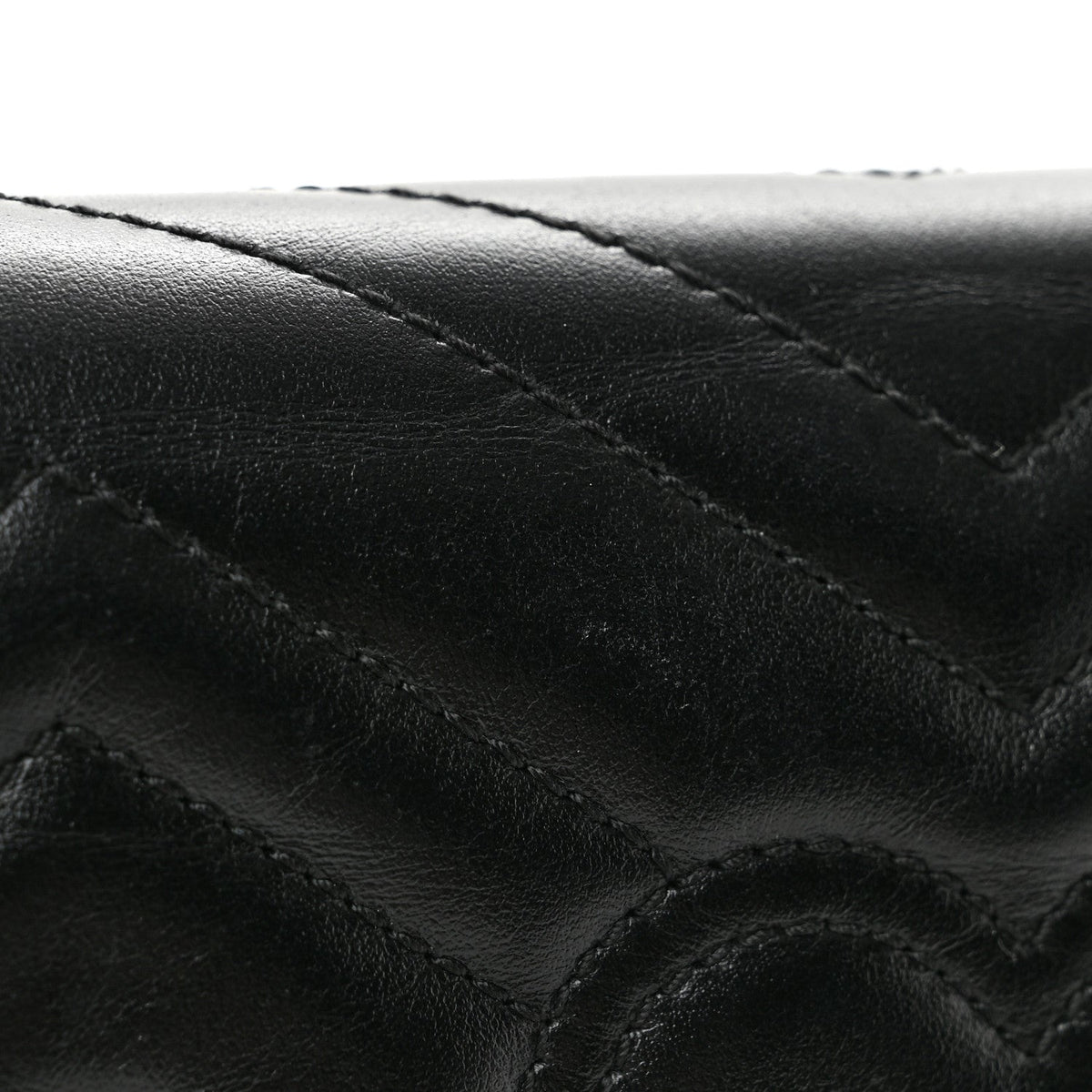Calfskin Matelasse Super Mini GG Marmont Shoulder Bag Black