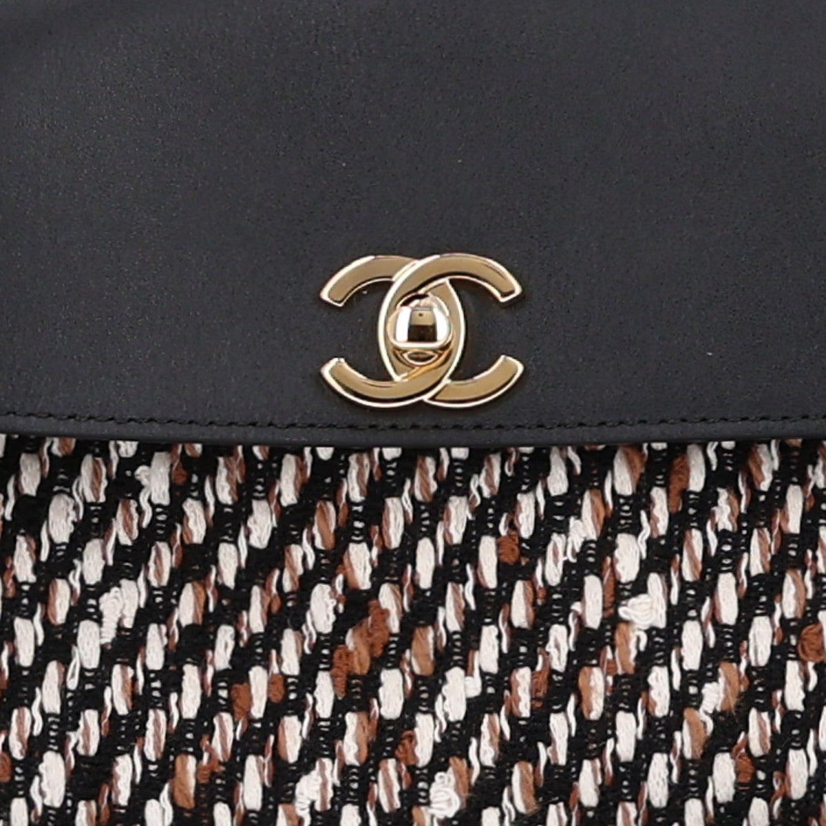 Tweed Calfskin Urban Essentials Small Shopping Bag Black Multicolor